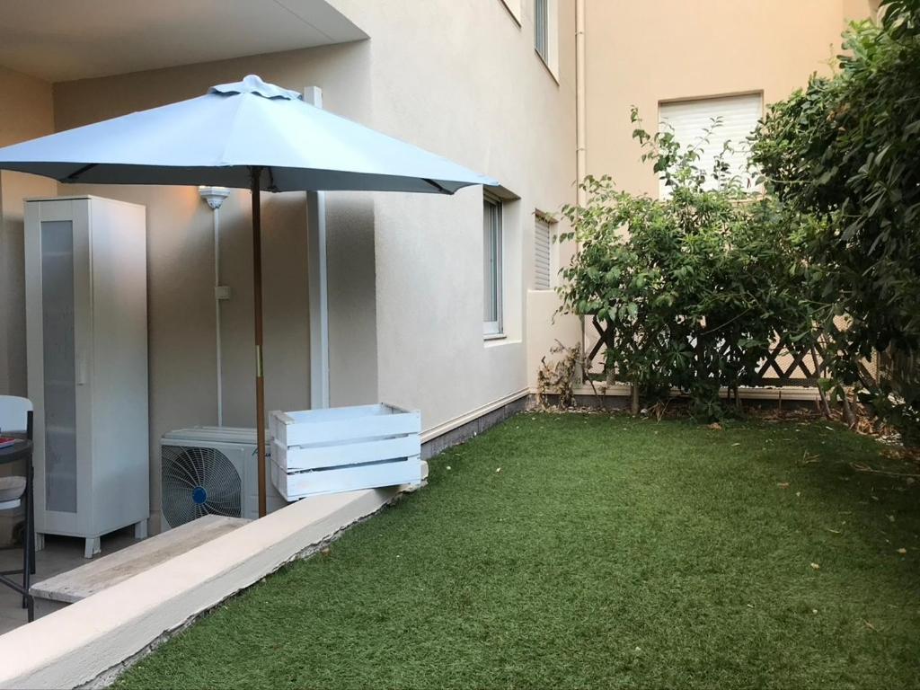 Cannes-passy - Très Beau Pour 4 Pers - Piscine Dans Résidence - Parking Privé - Jardin Apartamento Cannes
